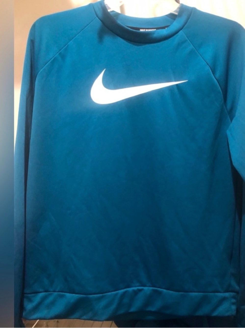 Nike Women’s Teal Dry-FIT crewneck running sweatshirt with reflections EUC M